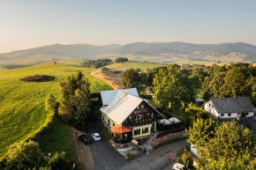 Hotel Kačenka, Kraliky